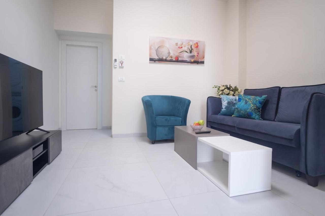 Port City Haifa - Luxury Apartments 50 Mtrs From The Beach Extérieur photo
