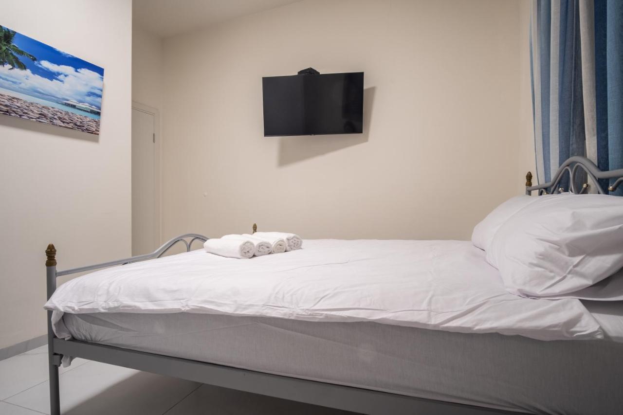 Port City Haifa - Luxury Apartments 50 Mtrs From The Beach Extérieur photo